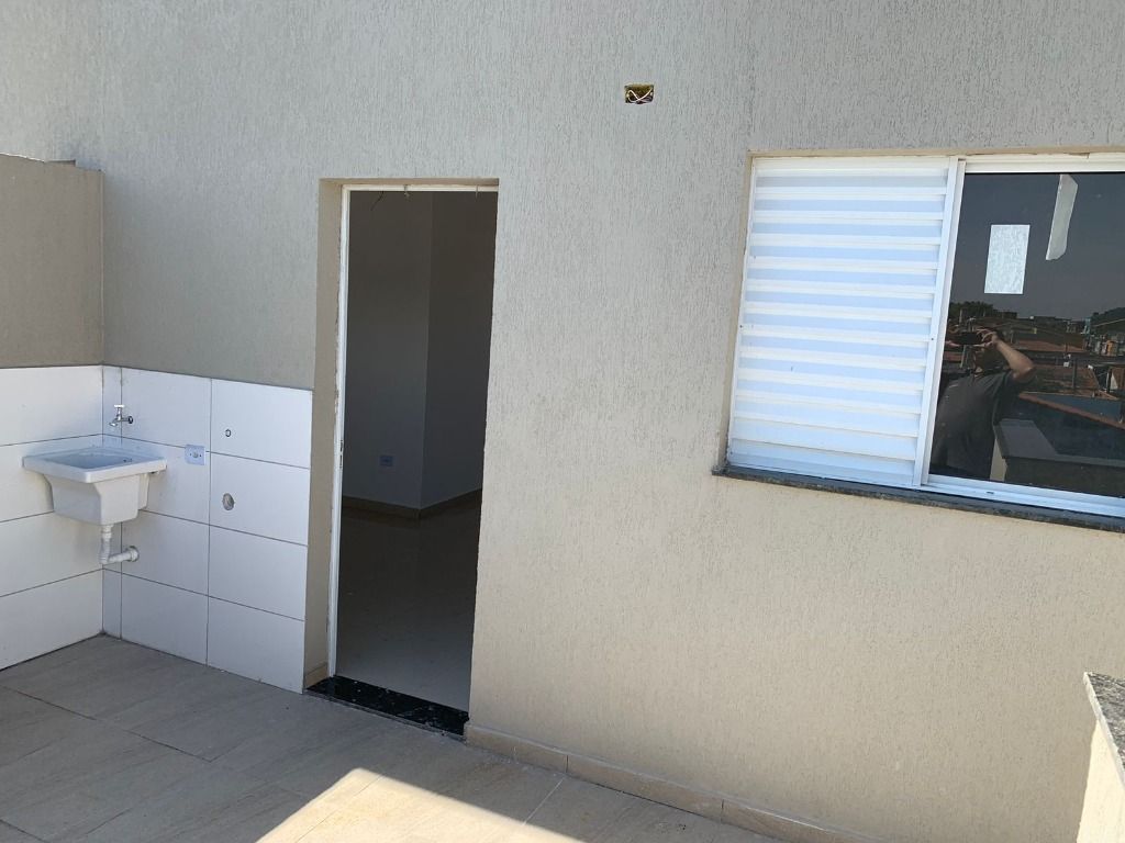 Apartamento à venda com 2 quartos, 35m² - Foto 16