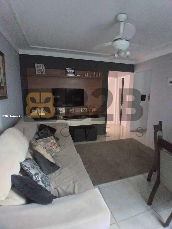 Apartamento à venda com 2 quartos, 43m² - Foto 4