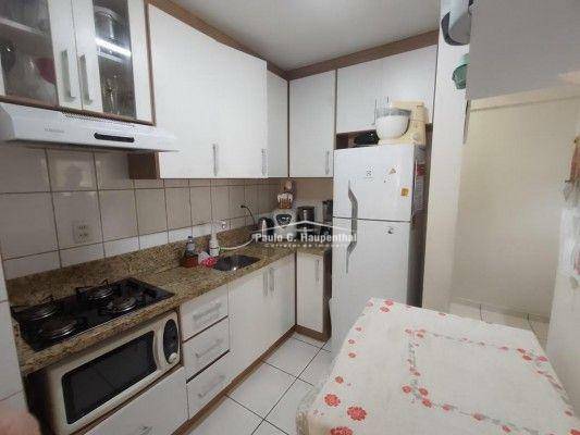 Apartamento à venda com 2 quartos, 48m² - Foto 18