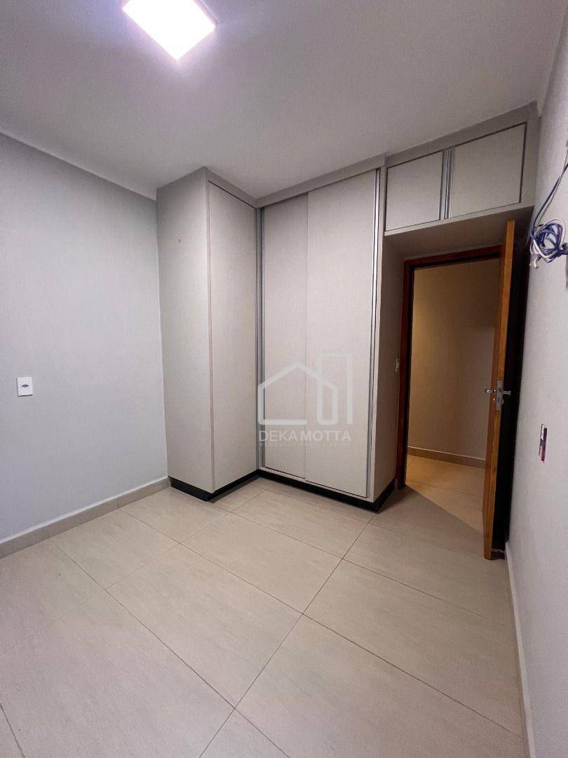 Casa à venda com 3 quartos, 240m² - Foto 41