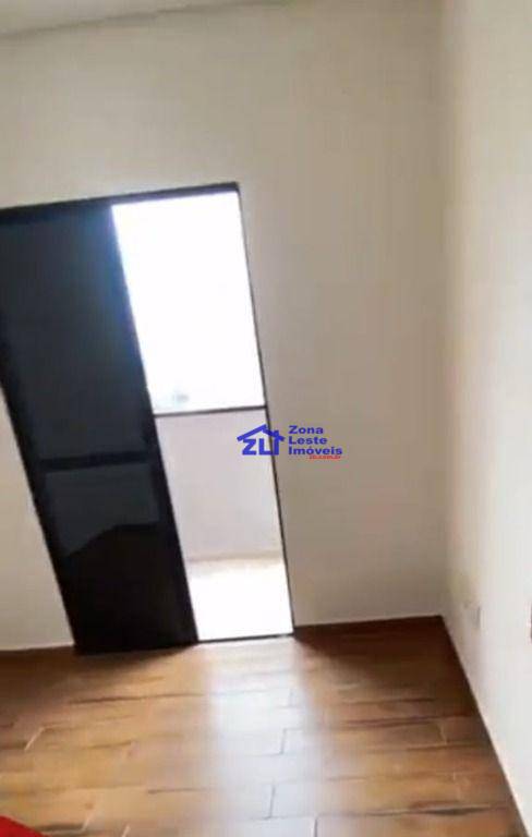 Apartamento à venda com 2 quartos, 60m² - Foto 13