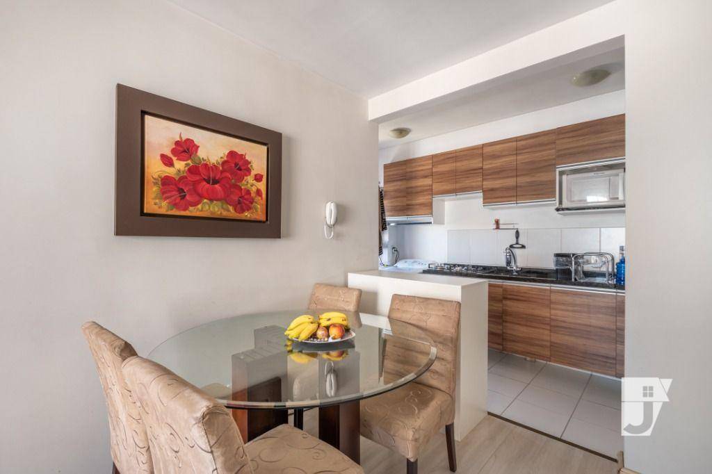 Apartamento à venda com 2 quartos, 52m² - Foto 9