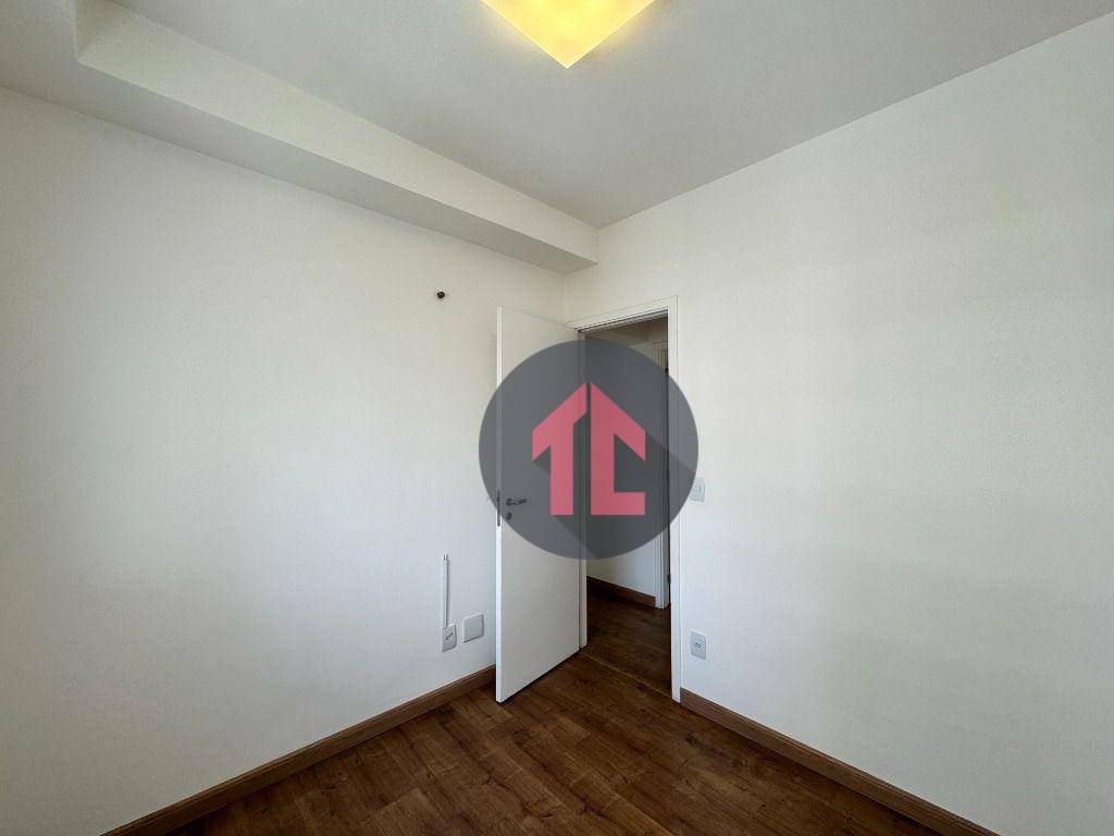 Apartamento à venda com 3 quartos, 86m² - Foto 17