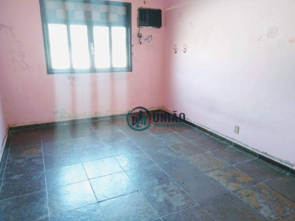 Casa à venda com 3 quartos, 200m² - Foto 20