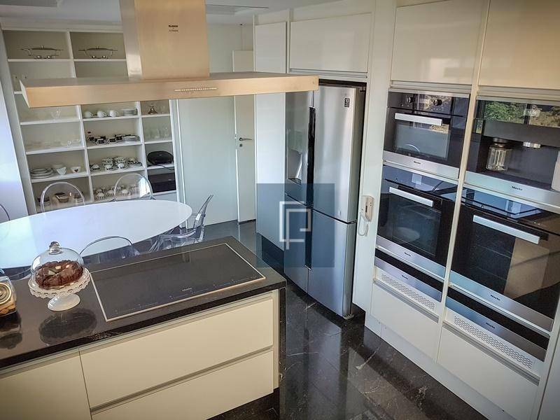 Apartamento à venda com 5 quartos, 540m² - Foto 9