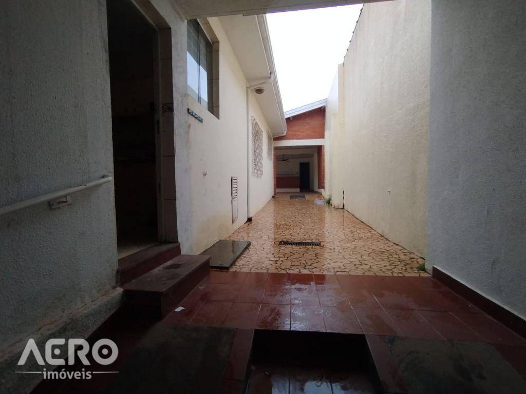 Casa, 6 quartos, 219 m² - Foto 4
