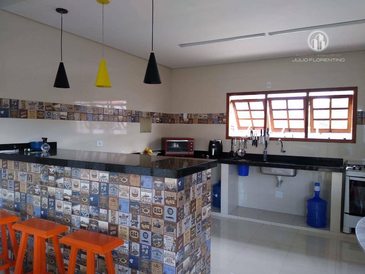 Sobrado à venda com 2 quartos, 250m² - Foto 11