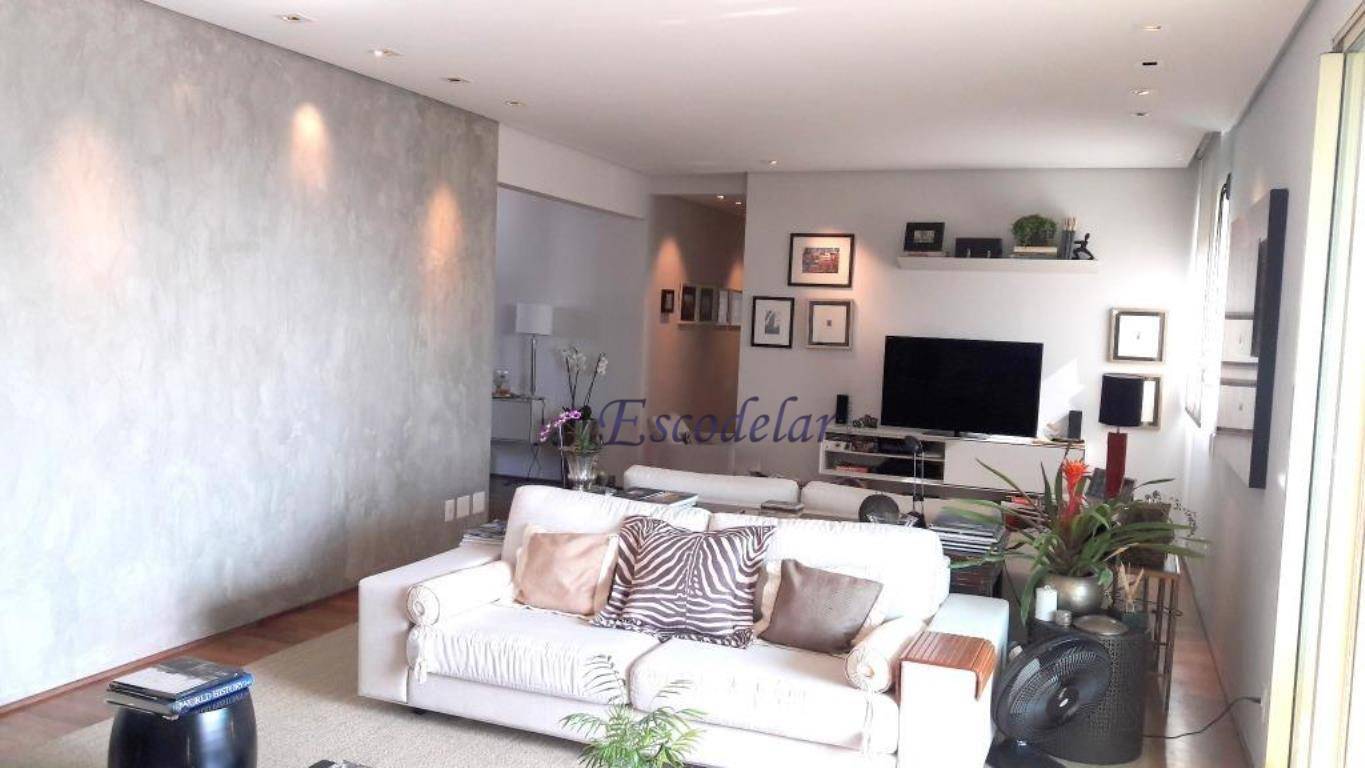 Apartamento à venda com 4 quartos, 193m² - Foto 1