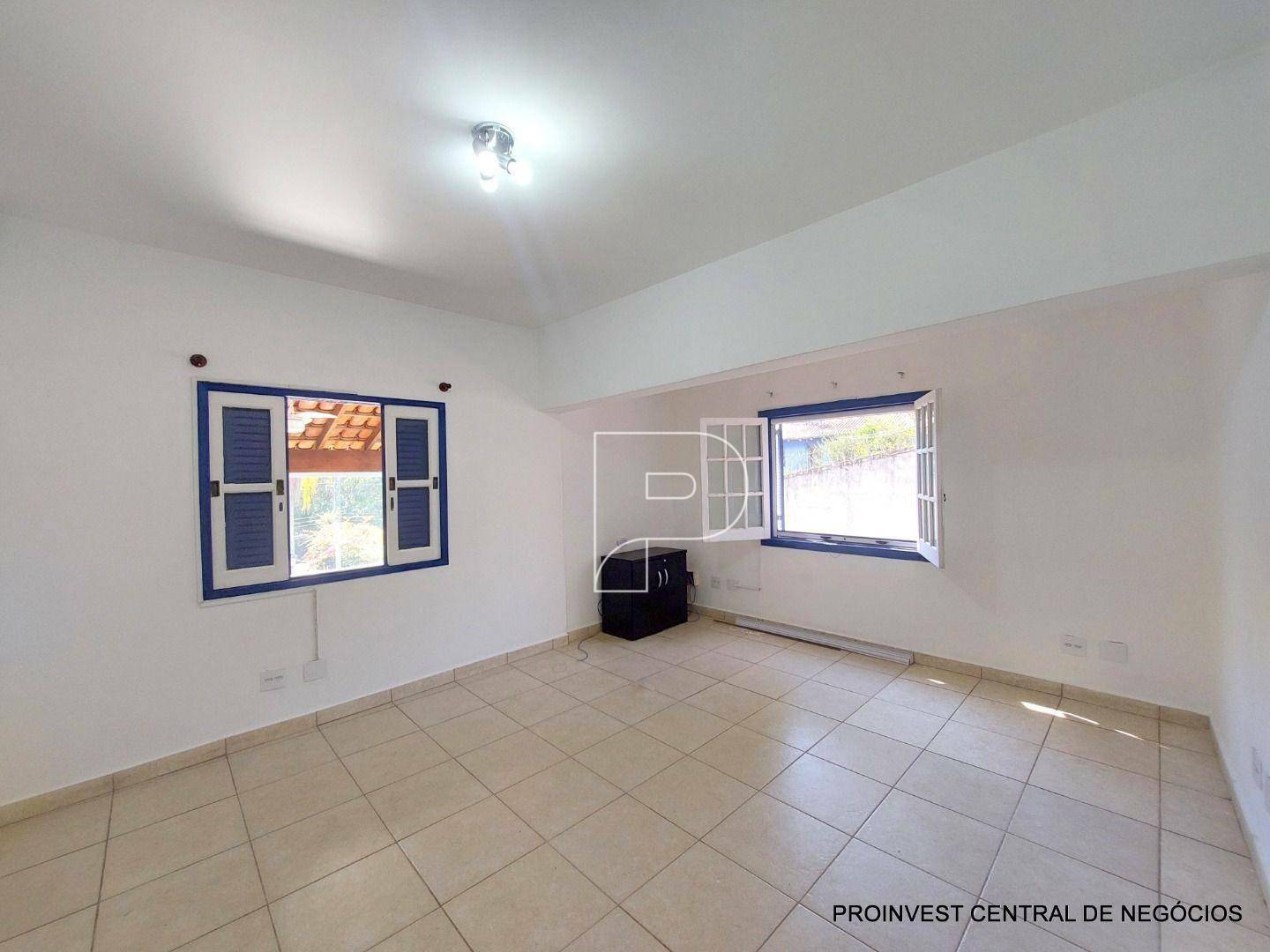 Casa de Condomínio para alugar com 3 quartos, 390m² - Foto 27