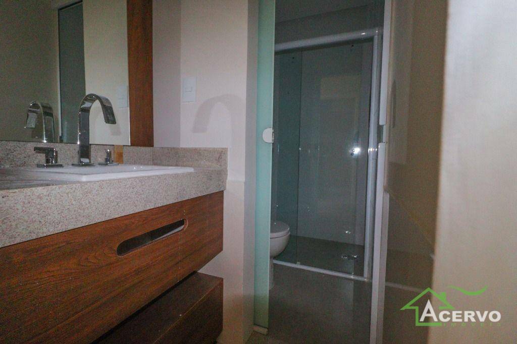 Apartamento à venda com 4 quartos, 258m² - Foto 18