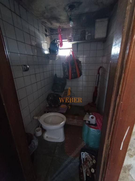 Sobrado à venda com 2 quartos, 280m² - Foto 17