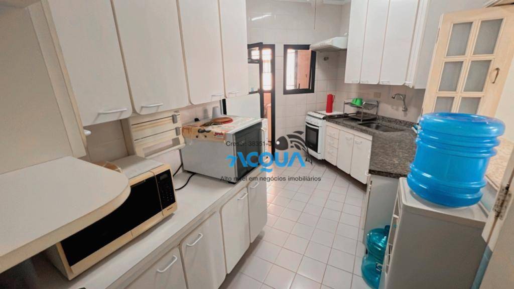 Apartamento à venda com 3 quartos, 115m² - Foto 2