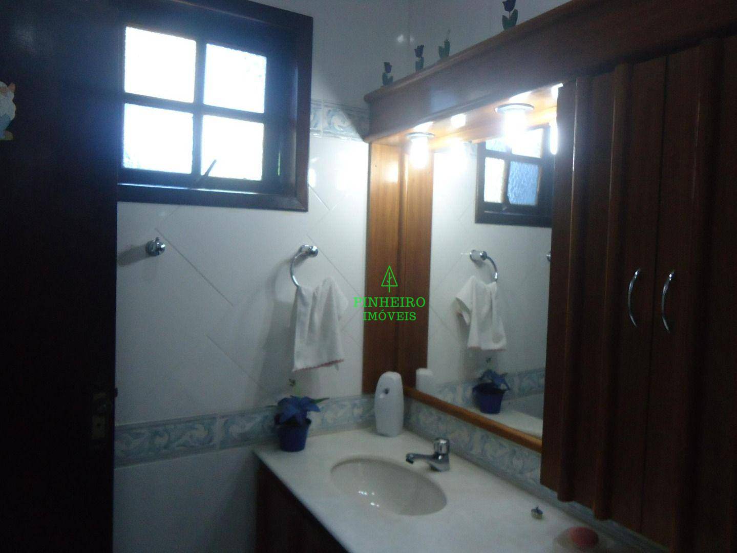 Casa à venda com 3 quartos, 90m² - Foto 12