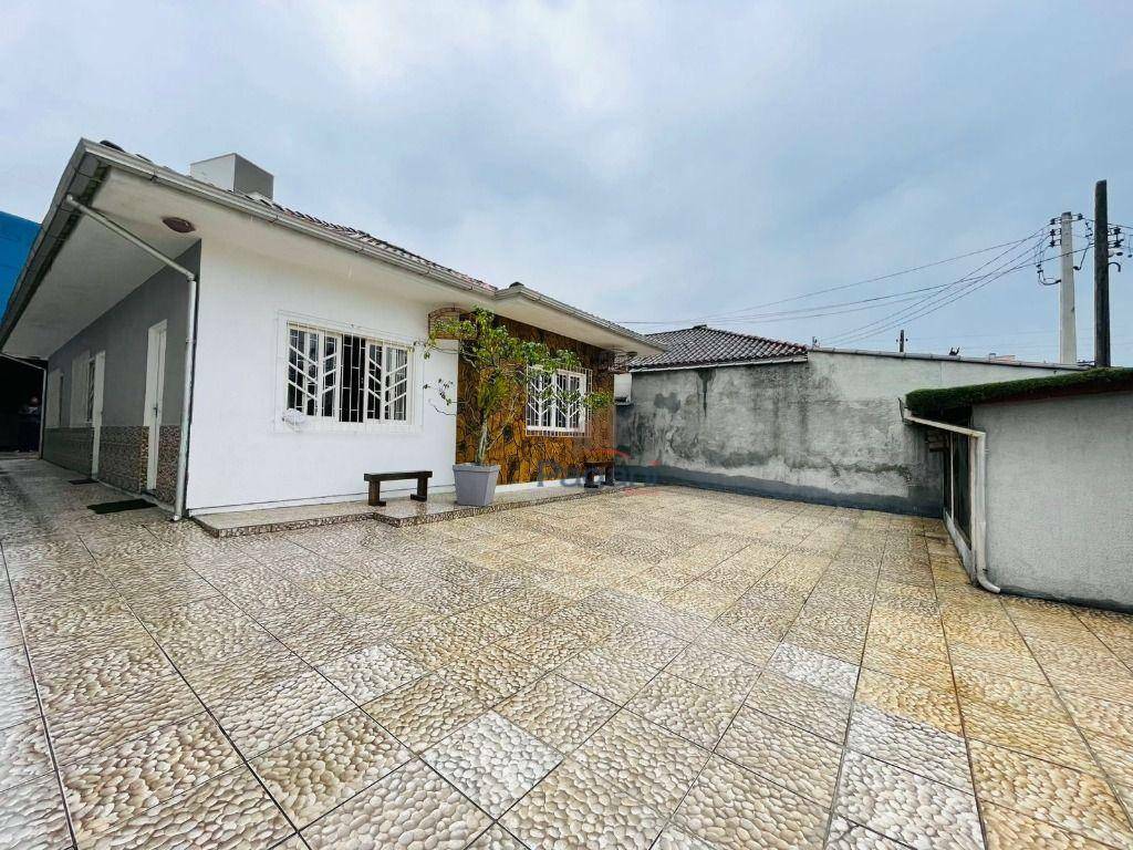 Casa, 4 quartos, 150 m² - Foto 1