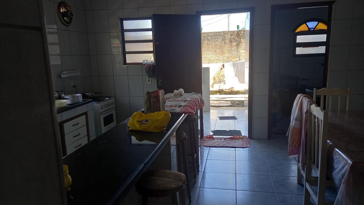 Casa à venda com 3 quartos, 308m² - Foto 19