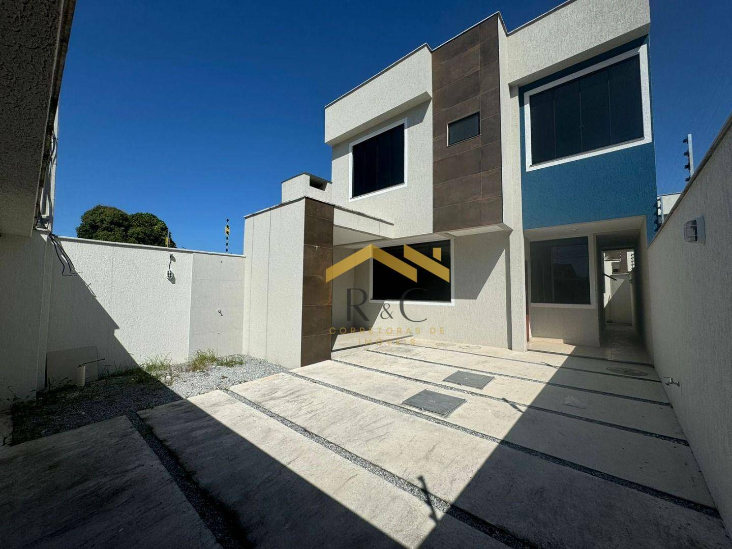 Casa à venda com 3 quartos, 135m² - Foto 2