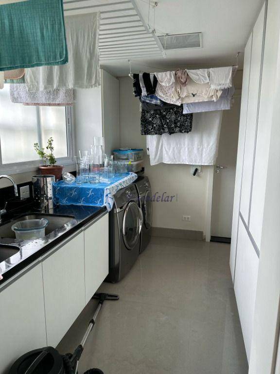 Apartamento à venda com 3 quartos, 197m² - Foto 8