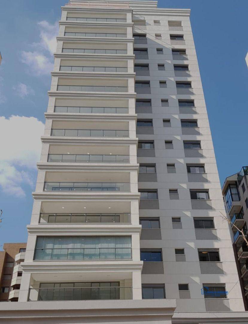 Apartamento à venda com 3 quartos, 213m² - Foto 8