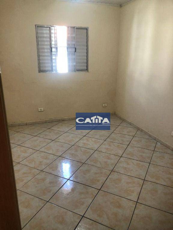 Casa à venda com 2 quartos, 70m² - Foto 4