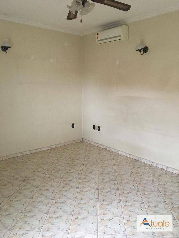 Casa para alugar com 3 quartos, 143m² - Foto 11