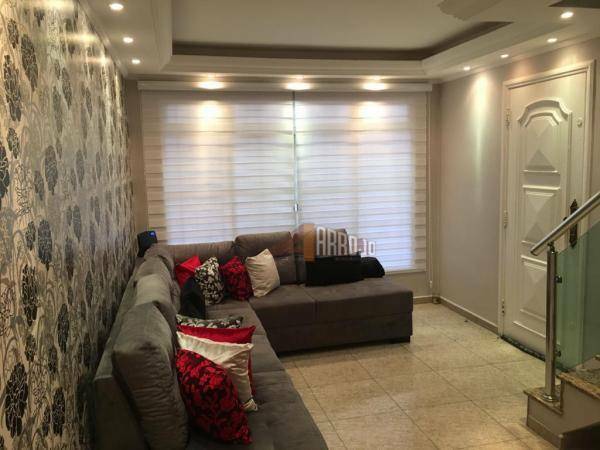 Sobrado à venda com 3 quartos, 166m² - Foto 1