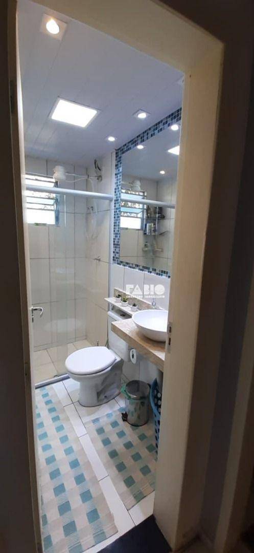 Apartamento à venda com 2 quartos, 40m² - Foto 5