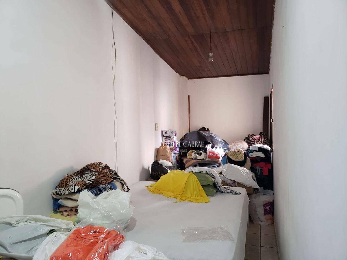 Casa à venda com 2 quartos, 320m² - Foto 25