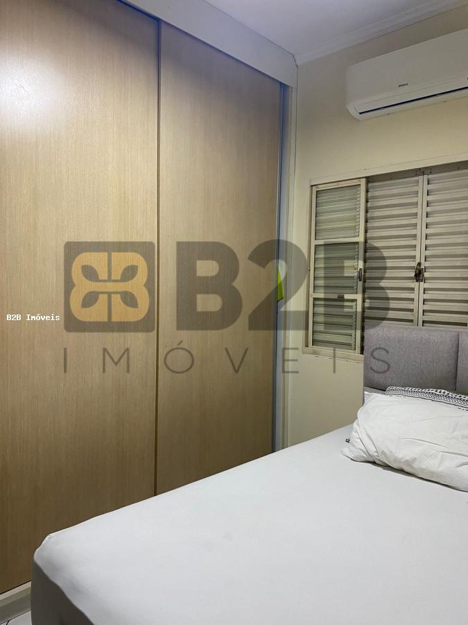 Casa à venda com 4 quartos, 185m² - Foto 12