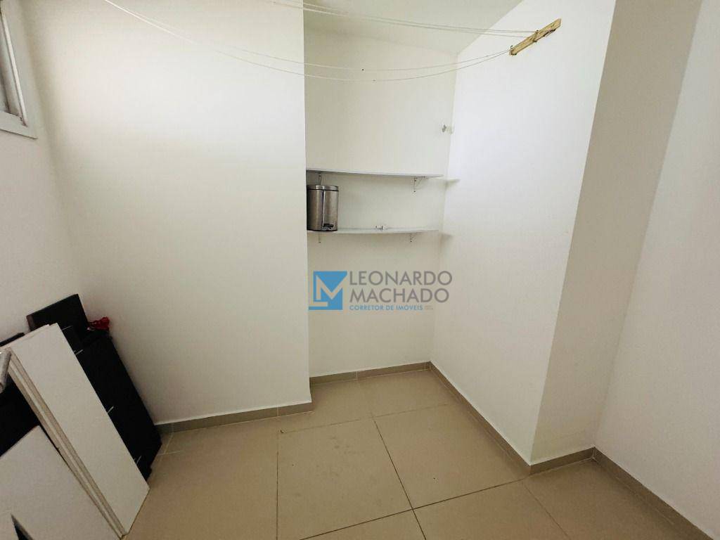 Apartamento à venda com 3 quartos, 111m² - Foto 7