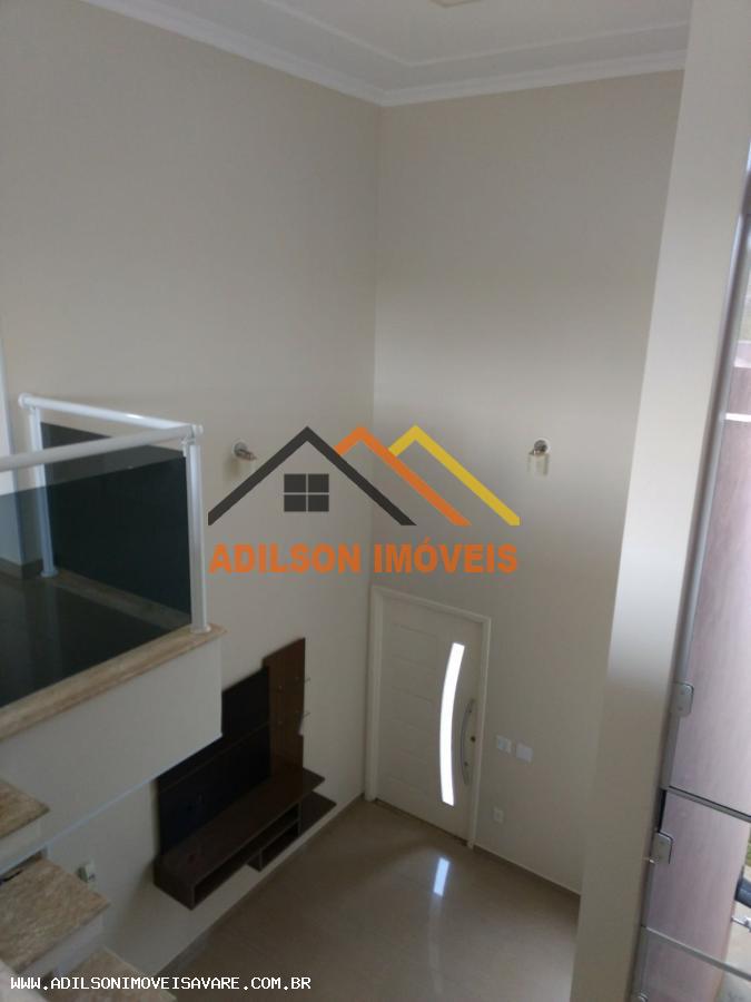 Casa à venda com 3 quartos, 250m² - Foto 14