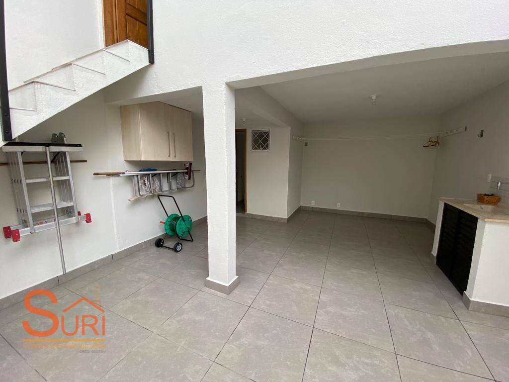 Casa à venda com 3 quartos, 184m² - Foto 22