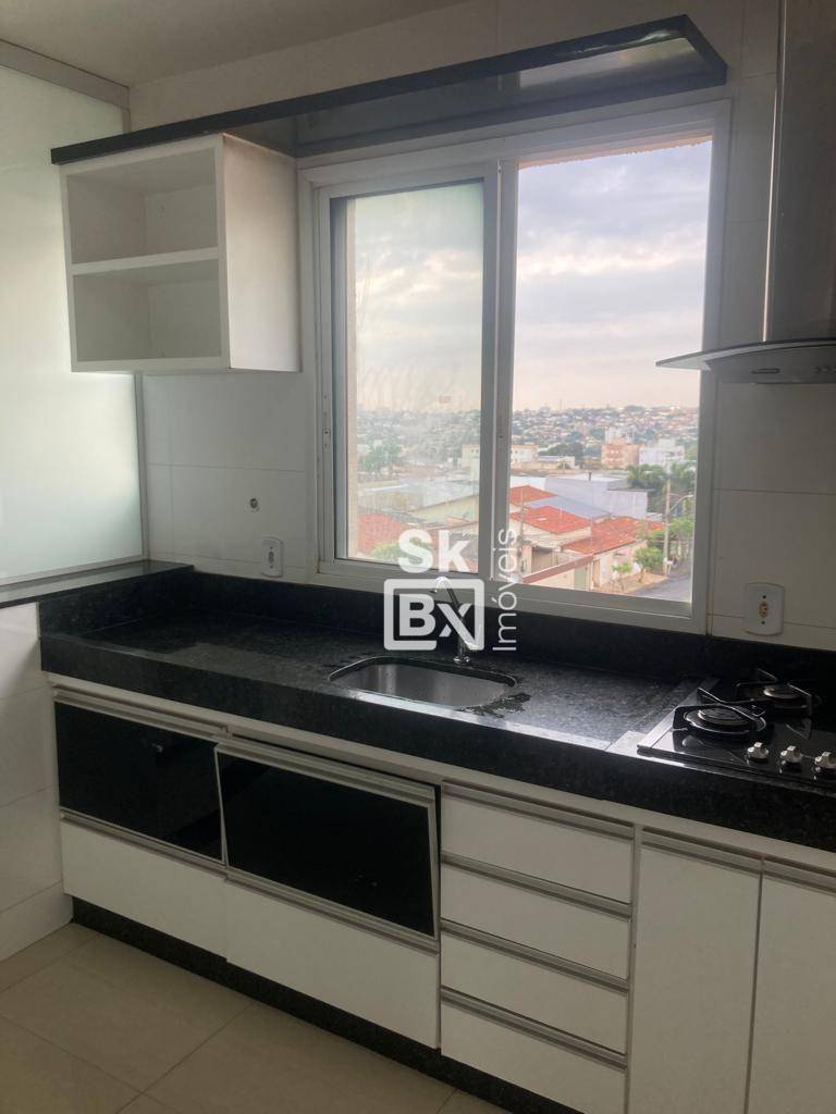 Apartamento à venda com 3 quartos, 105m² - Foto 7