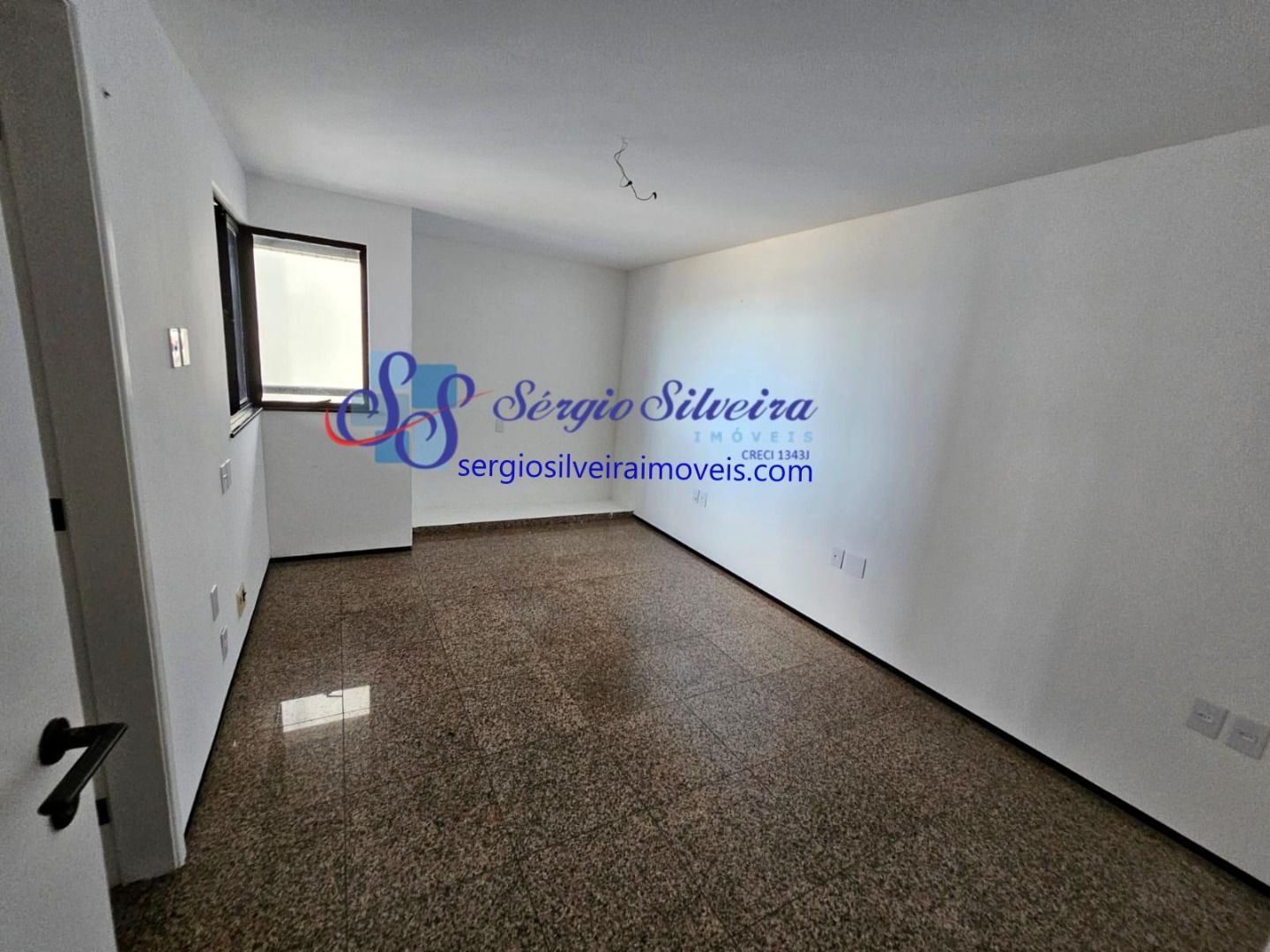 Apartamento à venda com 3 quartos, 250m² - Foto 11