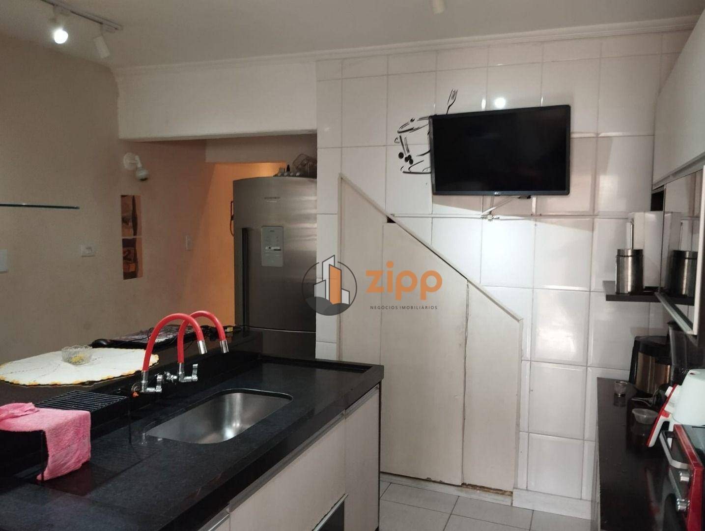 Sobrado à venda com 2 quartos, 120m² - Foto 4