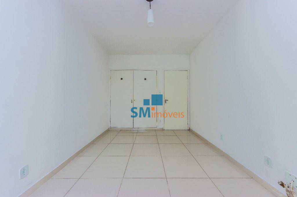 Apartamento à venda com 3 quartos, 122m² - Foto 19