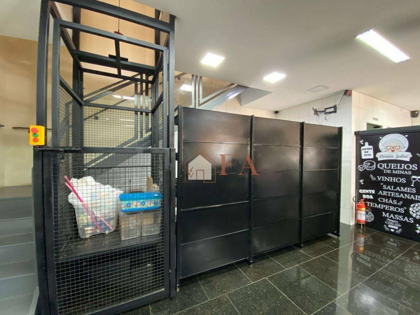 Depósito-Galpão-Armazém para alugar, 152m² - Foto 2