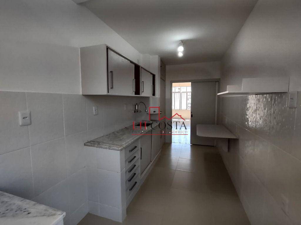 Apartamento à venda com 2 quartos, 70m² - Foto 19