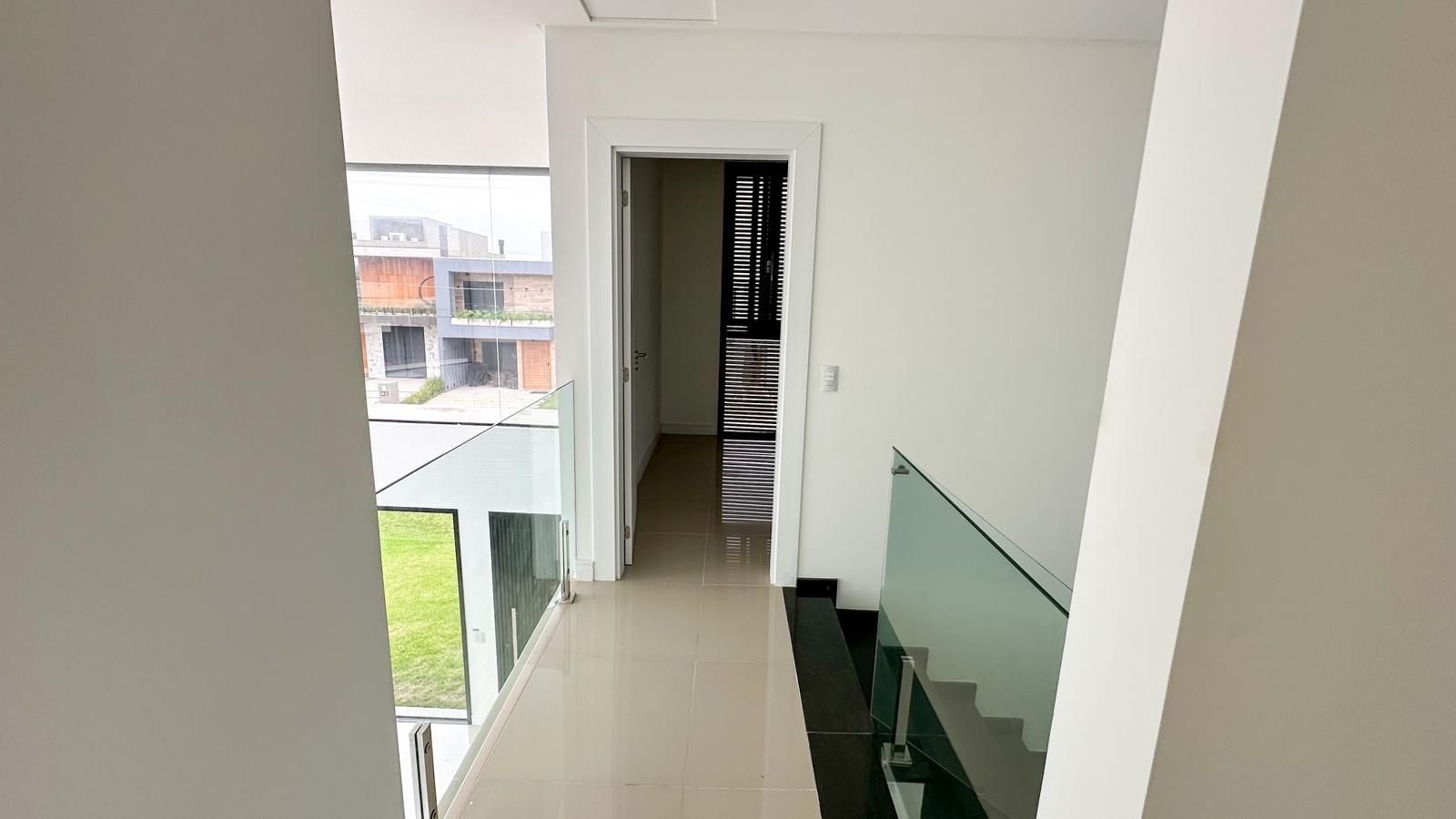 Casa de Condomínio à venda com 4 quartos, 205m² - Foto 19