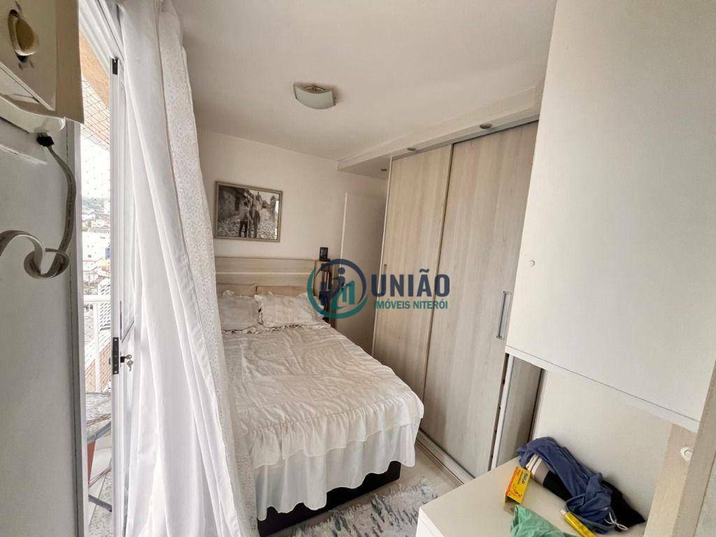 Apartamento à venda com 3 quartos, 70m² - Foto 18