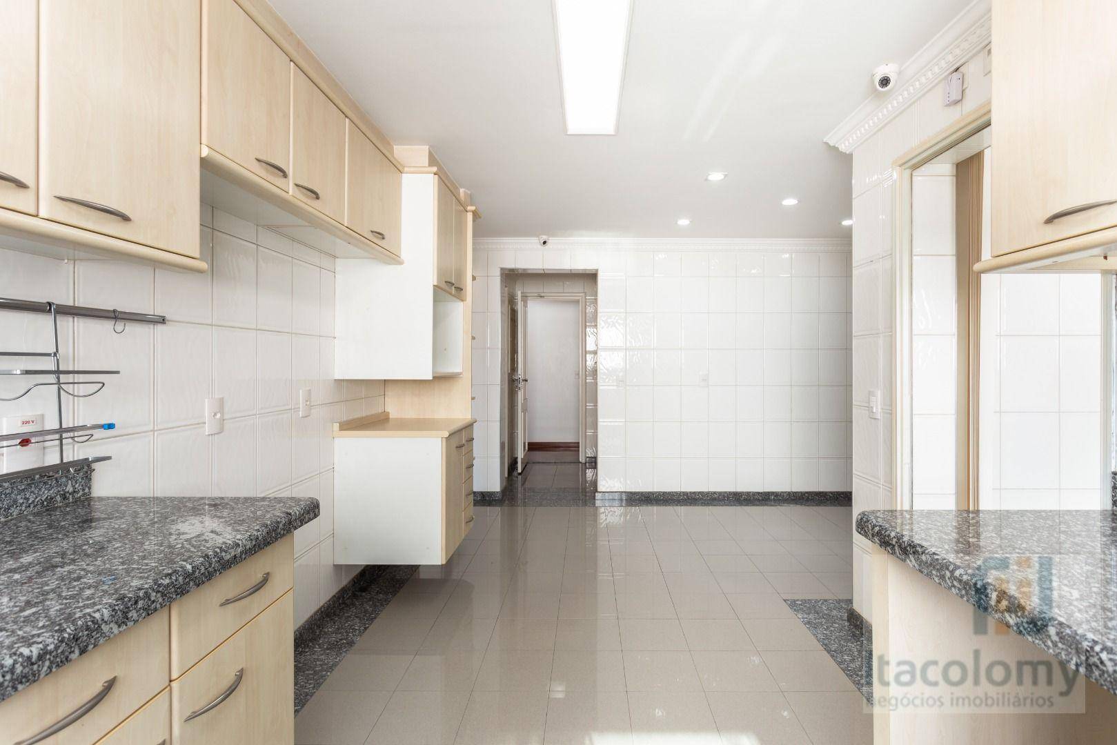 Apartamento para alugar com 3 quartos, 288m² - Foto 31