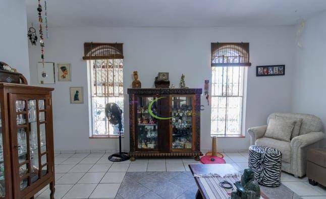 Casa à venda com 3 quartos, 450m² - Foto 11