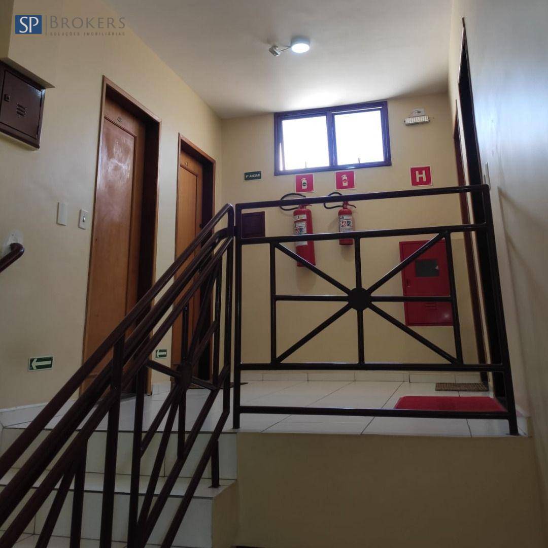 Apartamento à venda com 2 quartos, 64m² - Foto 28