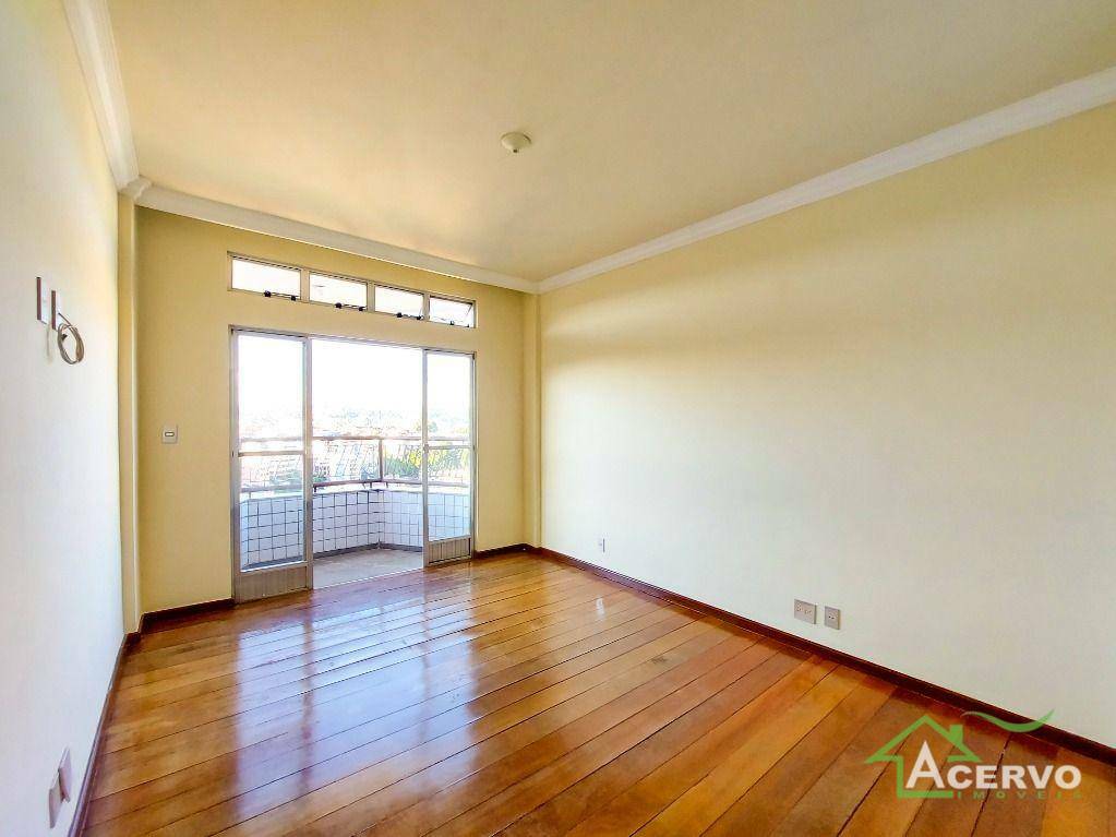 Apartamento à venda com 4 quartos, 203m² - Foto 12