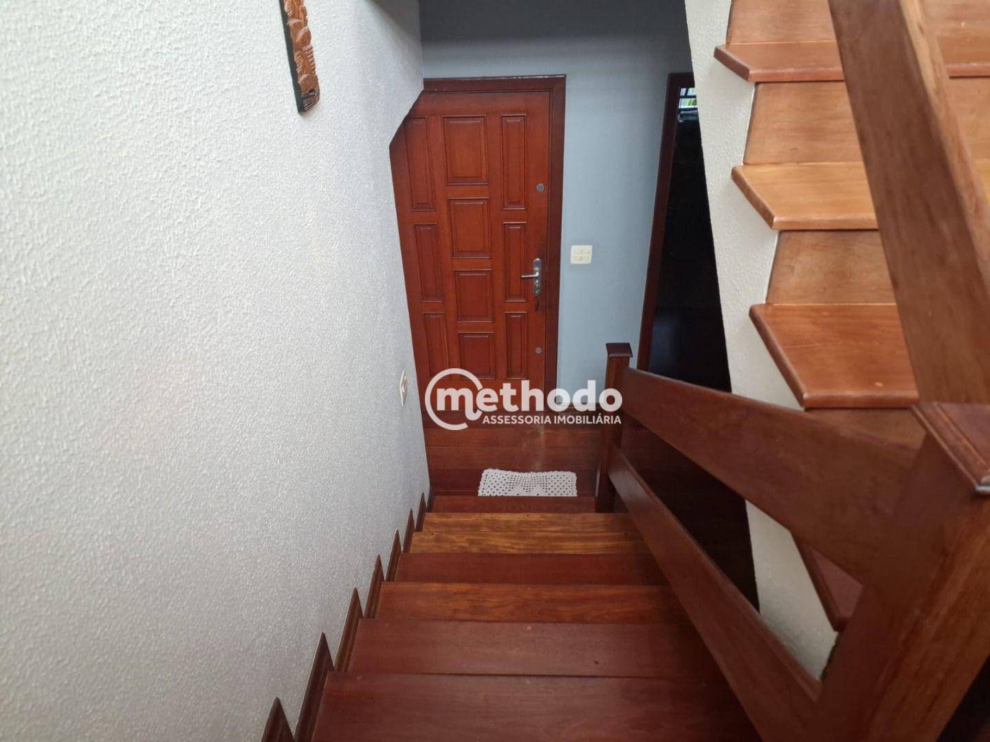 Casa à venda com 3 quartos, 240m² - Foto 31