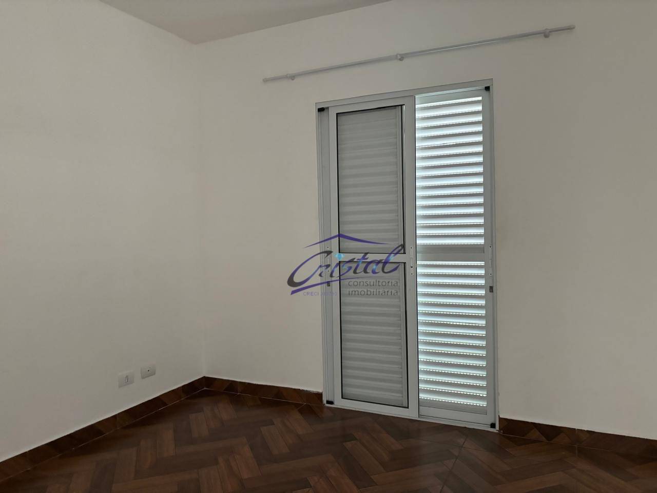 Casa à venda e aluguel com 3 quartos, 170m² - Foto 11