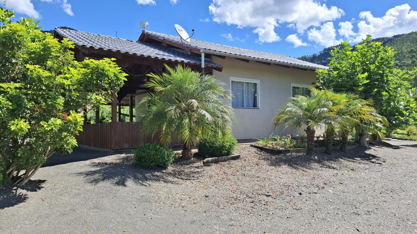 Fazenda à venda com 3 quartos, 20000m² - Foto 2