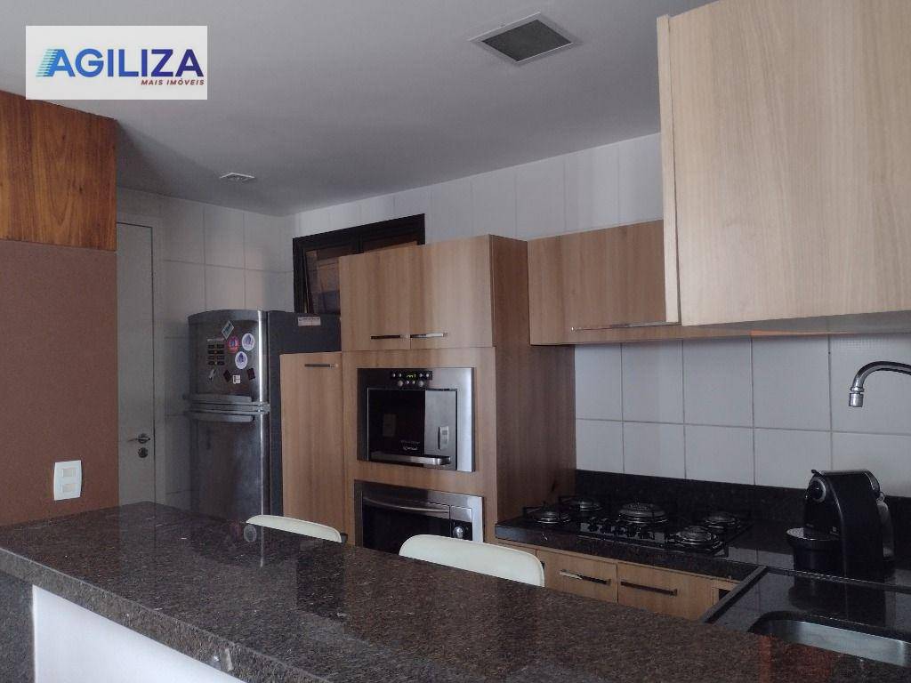 Apartamento à venda com 2 quartos, 70m² - Foto 15