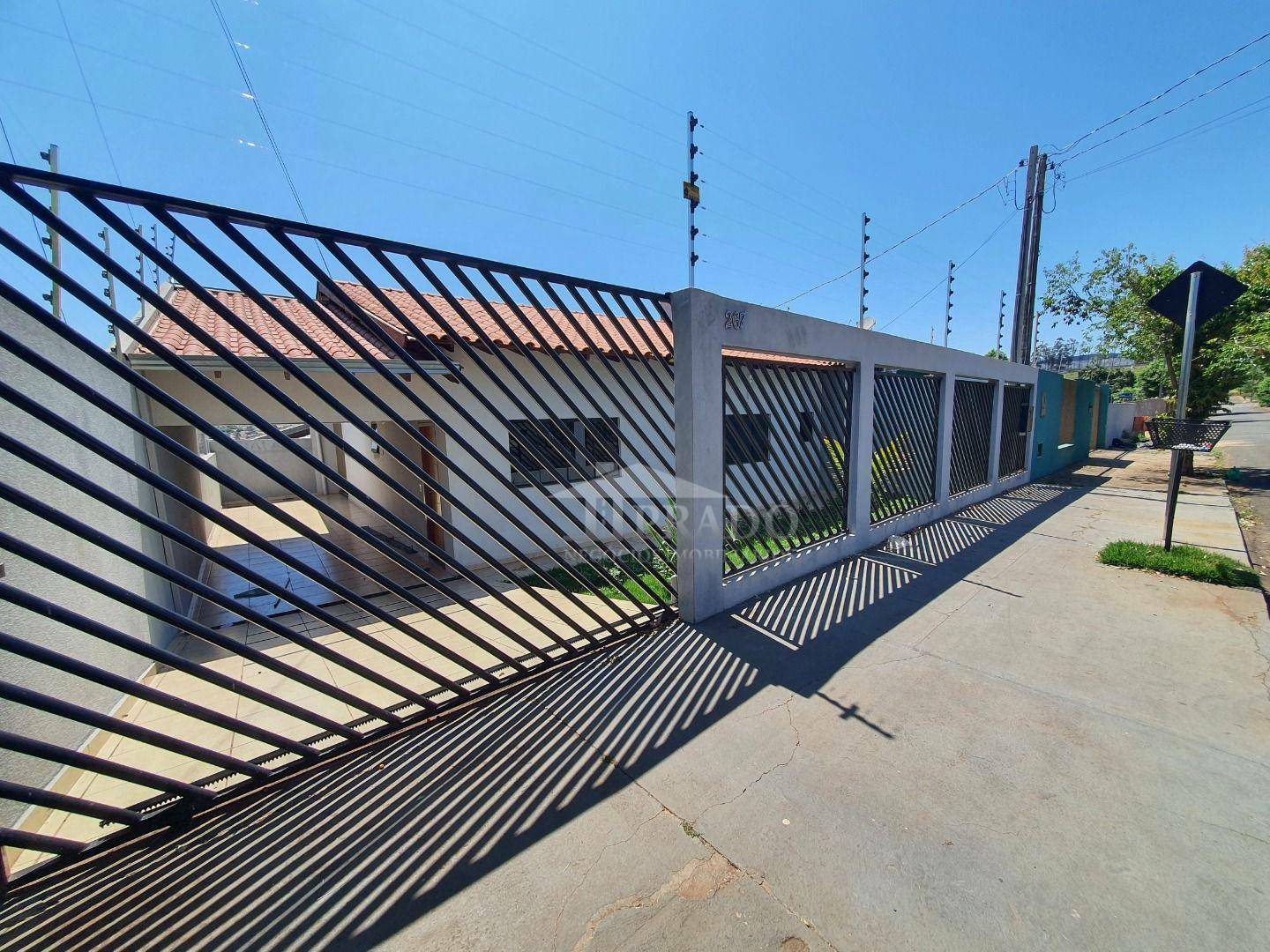 Casa para alugar com 3 quartos, 112m² - Foto 1