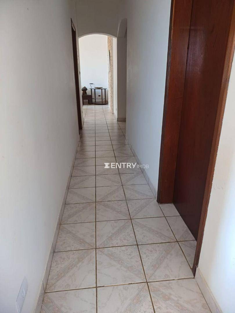 Casa de Condomínio para alugar com 3 quartos, 380m² - Foto 11