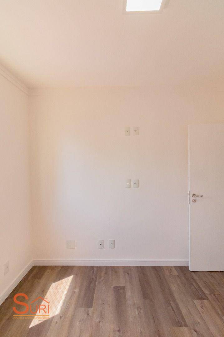 Apartamento à venda com 3 quartos, 96m² - Foto 3